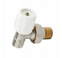 Zawór grzejnikowy  kątowy /zasilanie/ do lutu 15x1/2`