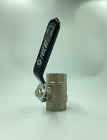 Zawór kulowy  GW/GW  rączka    3/8`  PN30  Reiter